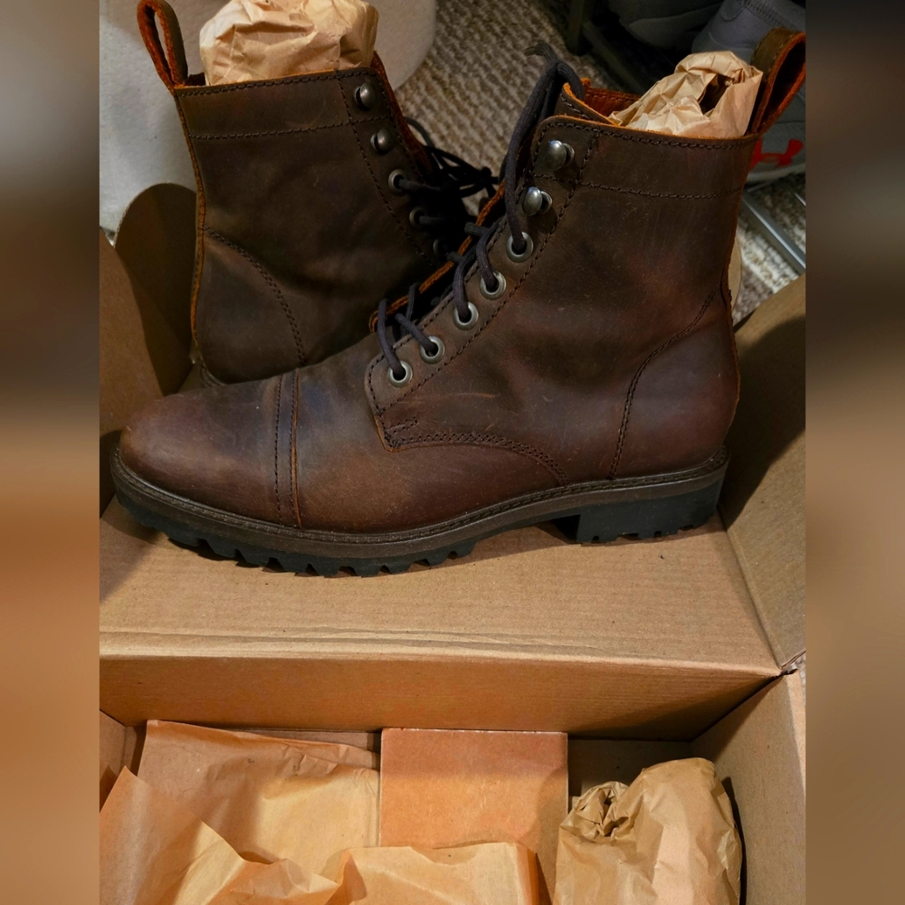 Brown Rugged Lace-Up Boots with Durable Leather